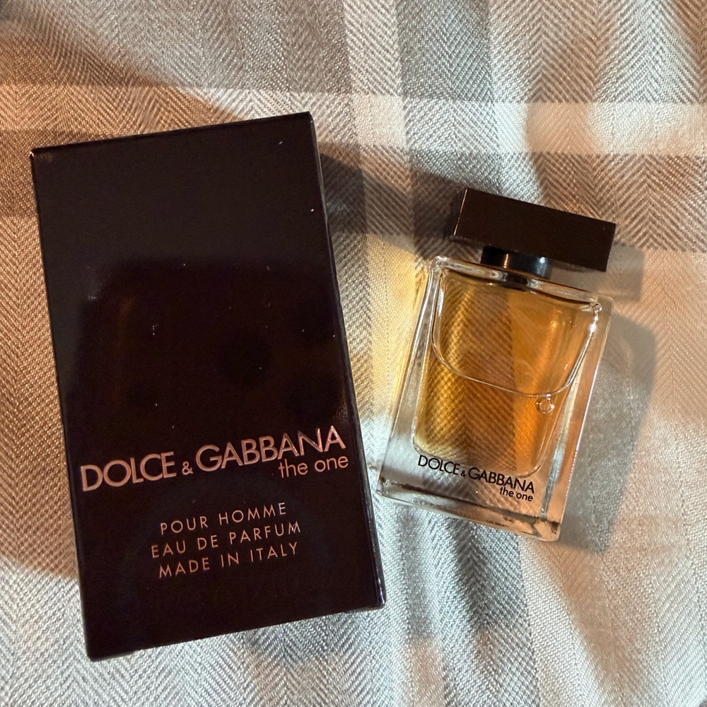 Dolce & Gabbana The One mini/travel glass NWT